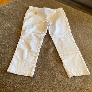 Rafaella womens capri pants; size 6